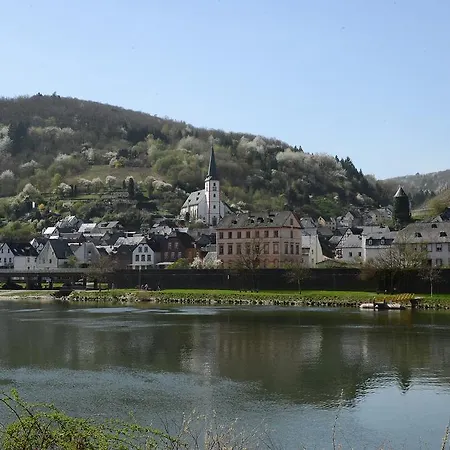 Weingut Rosenbaum Briedel